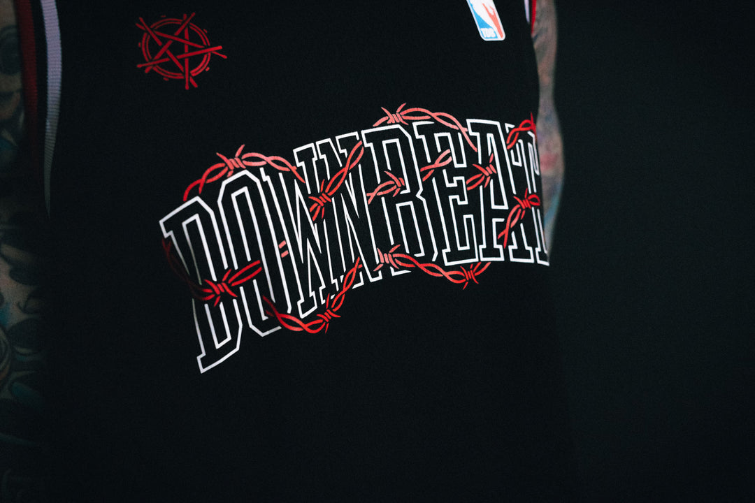VARSITY BARBWIRE BASKETBALL JERSEY (BLACK/RED)